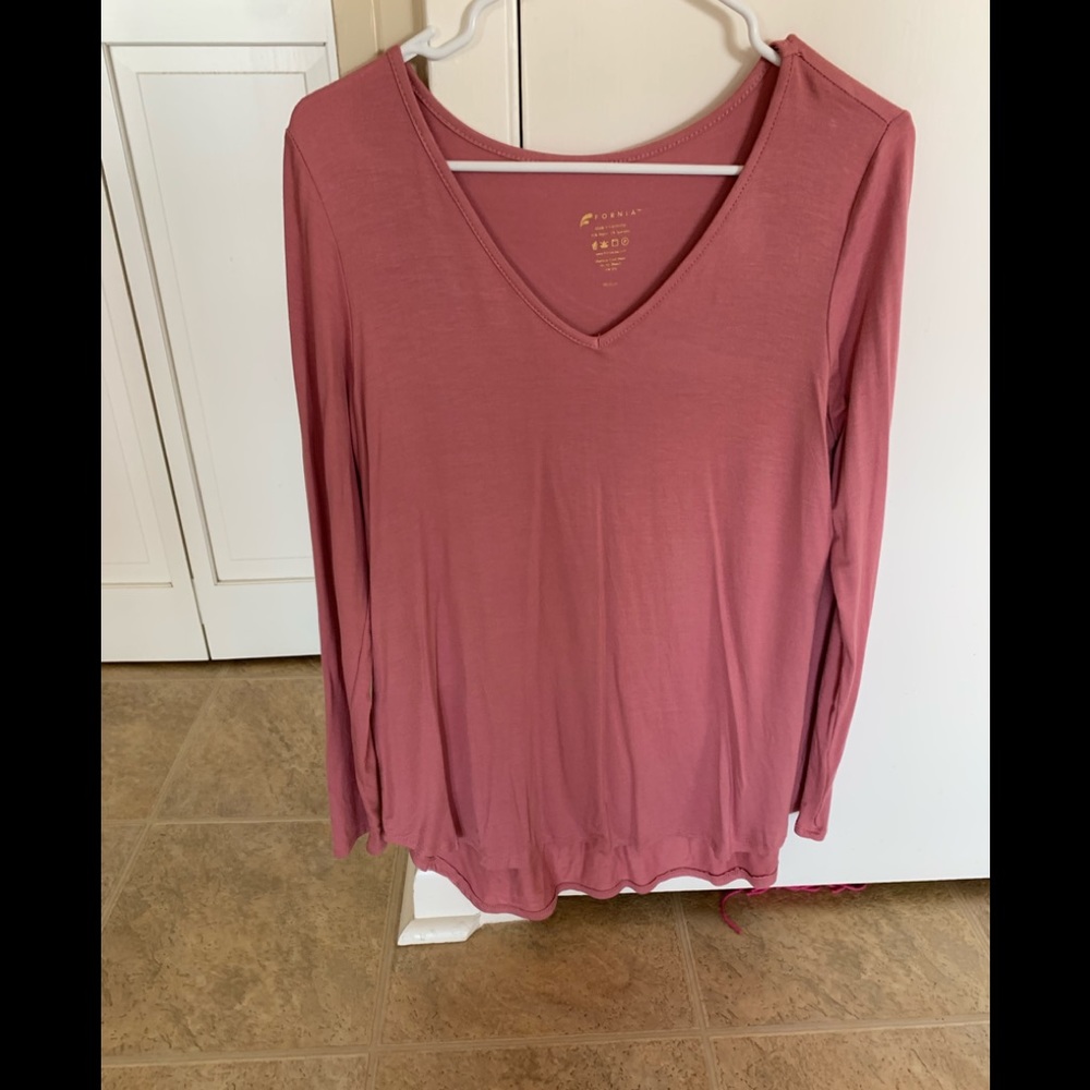 Long sleeve tee